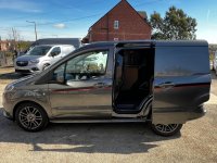 FORD TRANSIT COURIER