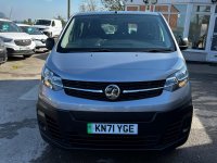 VAUXHALL VIVARO